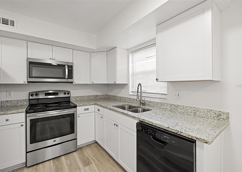 1st image of 14214 Village Terrace Dr