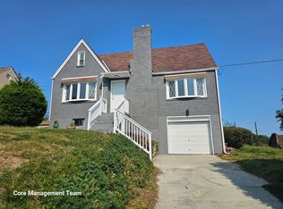 718 Commonwealth Ave, West Mifflin, PA 15122