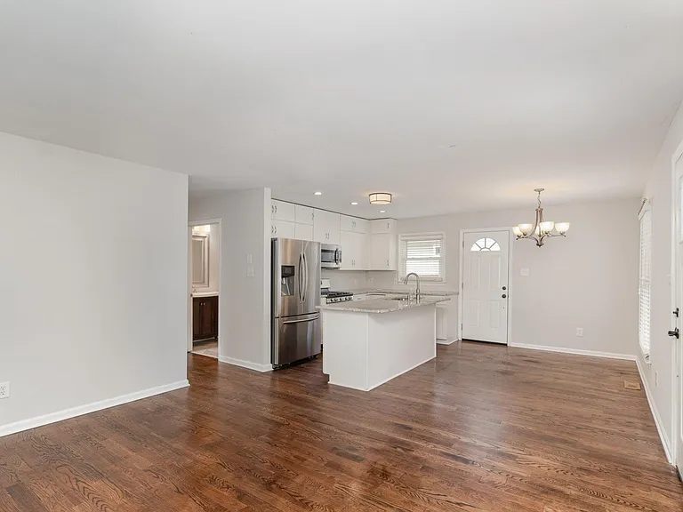 823 Cotton Pl — Photo 8