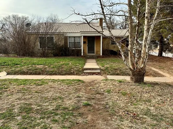 509 E 14th St, Colorado City, TX 79512