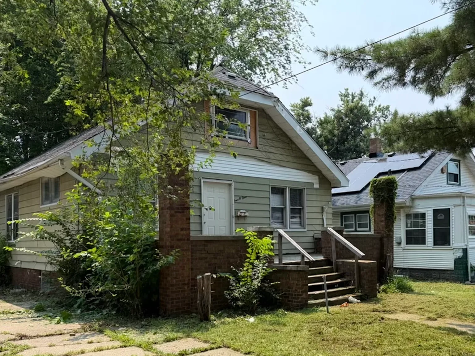 3 bed, 1192 sqft, $1,341 — Photo 2