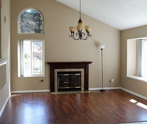 3rd image of 334 Comstock Ave