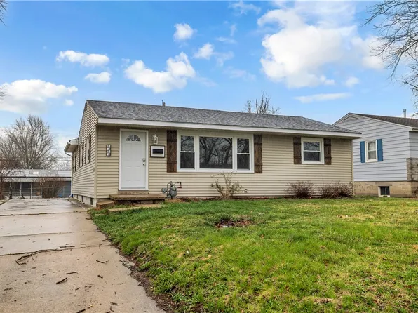 2238 Ramsey Dr, Decatur, IL 62526