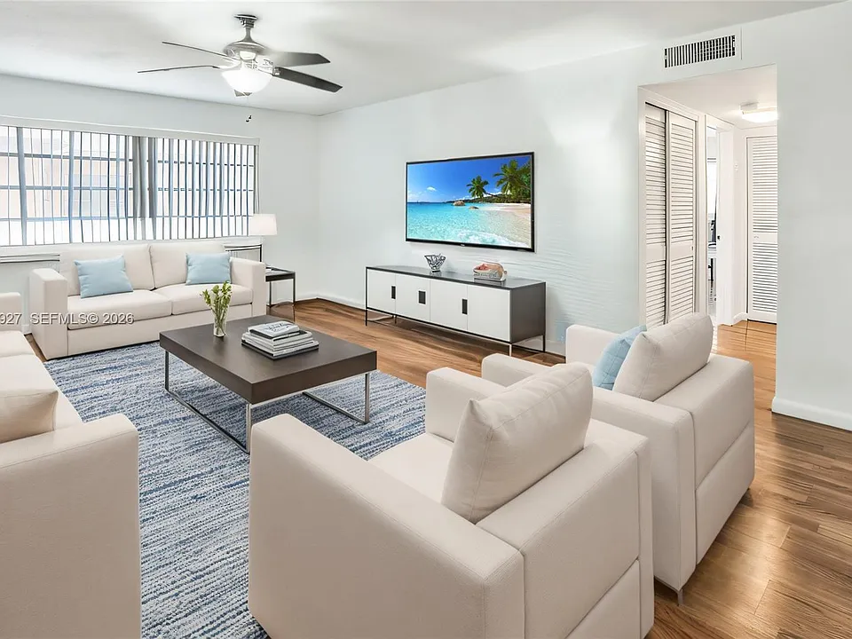 180 NE 12th Ave #18