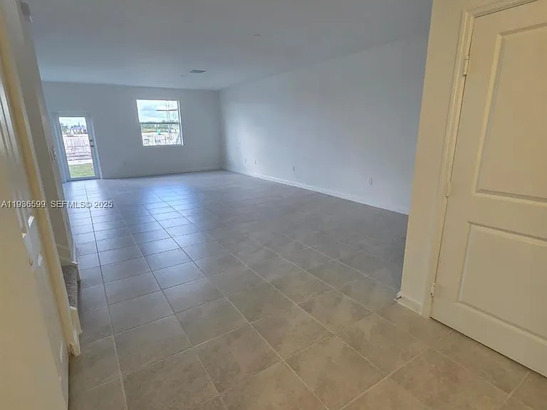 19571 SW 339th Ter — Photo 14