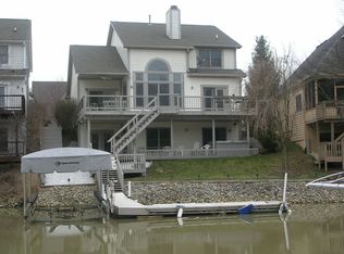 11222 Blackwalnut Point, Indianapolis, IN 46236