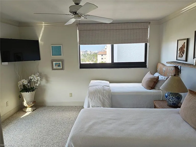2400 Gulf Shore Blvd N #603 — Photo 26
