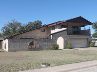 807 N Plz, Big Lake, TX 76932