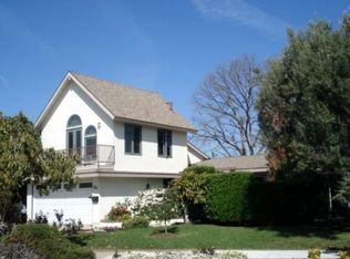 204 Dartmouth Pl, Costa Mesa, CA 92626