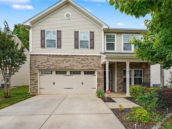 1586 Running Deer Dr, Kernersville, NC 27284