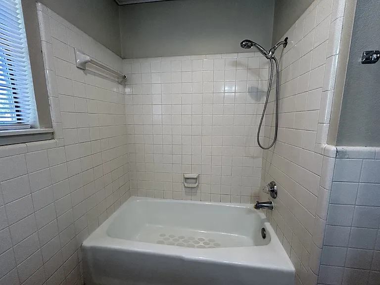 5302 22nd St — Photo 17