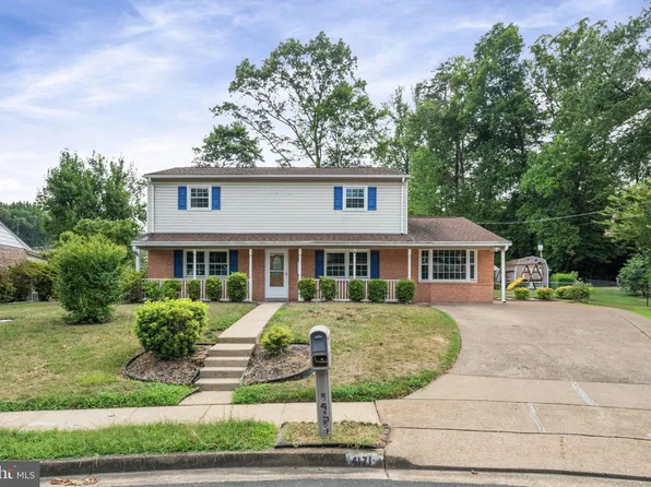 4171 Eby Dr, Dumfries, VA 22026