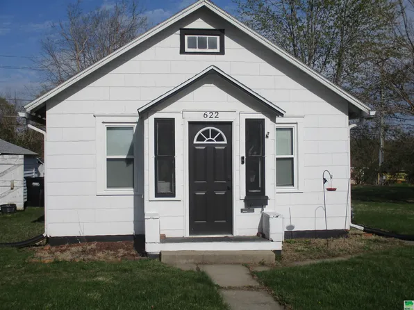 622 Park Ave, Cherokee, IA 51012