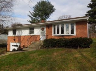 1677 Valley Forge Rd, Lancaster, PA 17603