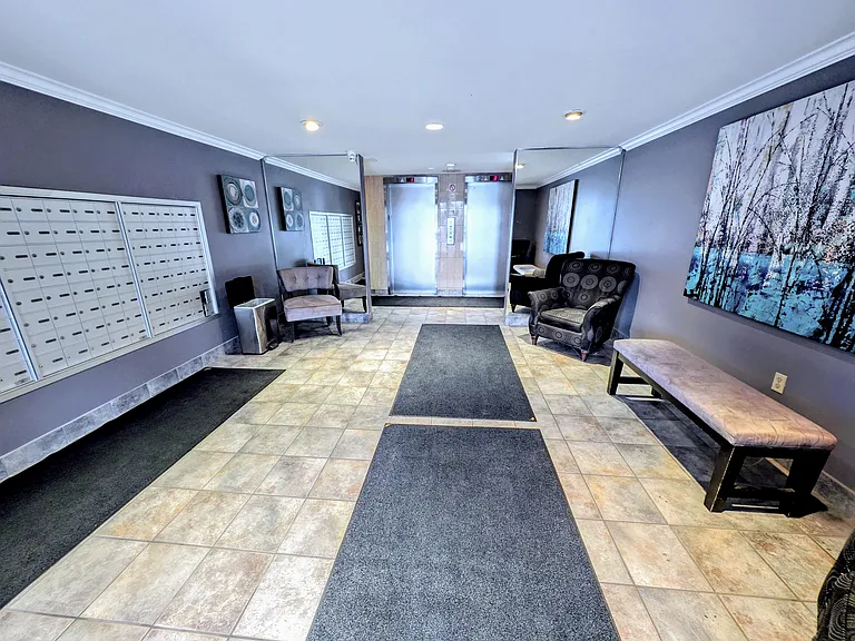 600 Grenfell Dr #312 — Photo 13