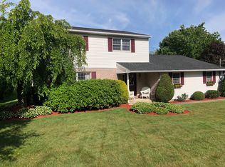 15 Independence Rd, Mountain Top, PA 18707