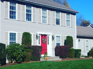 75 Edgewater Rd, Narragansett, RI 02882