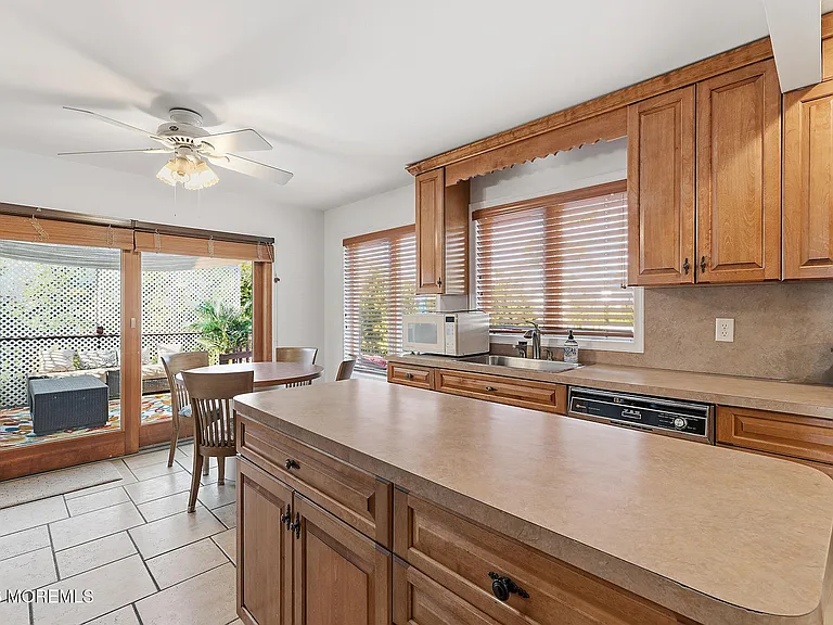 3 Cypress Ave — Photo 10