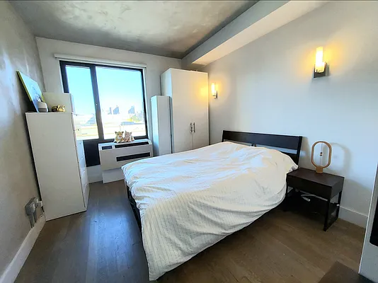 Rented by CiCi Realty Corporation | media 3