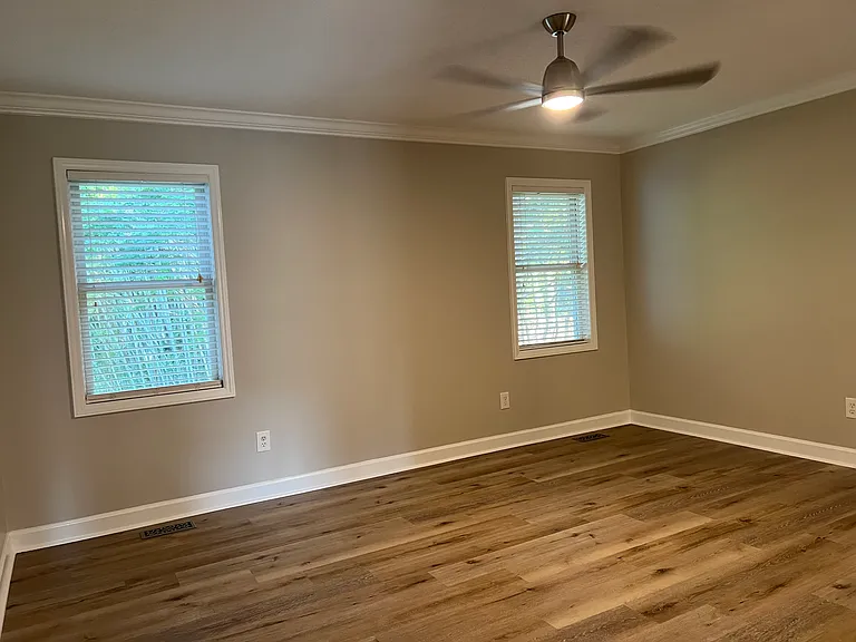 247 Palace Dr — Photo 26