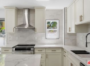 929 N Stanley Ave APT 1, West Hollywood, CA 90046