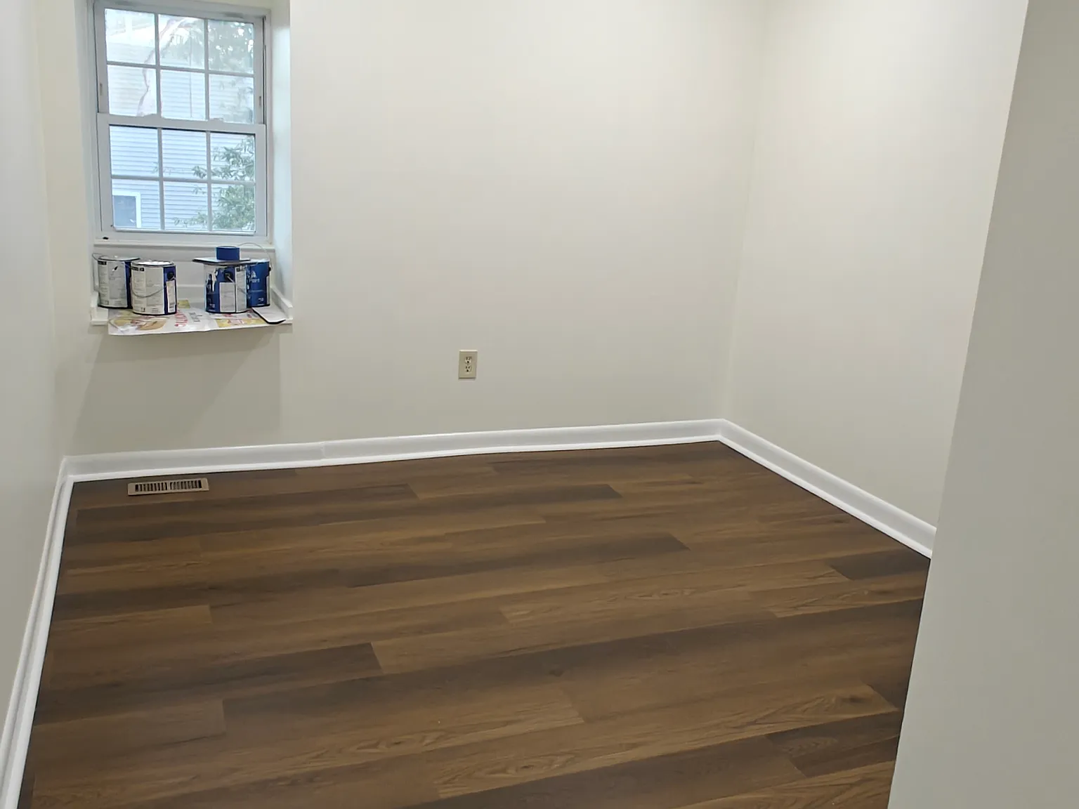 3 bed, 1.5 bath, 1400 sqft, $2,600 — Photo 2