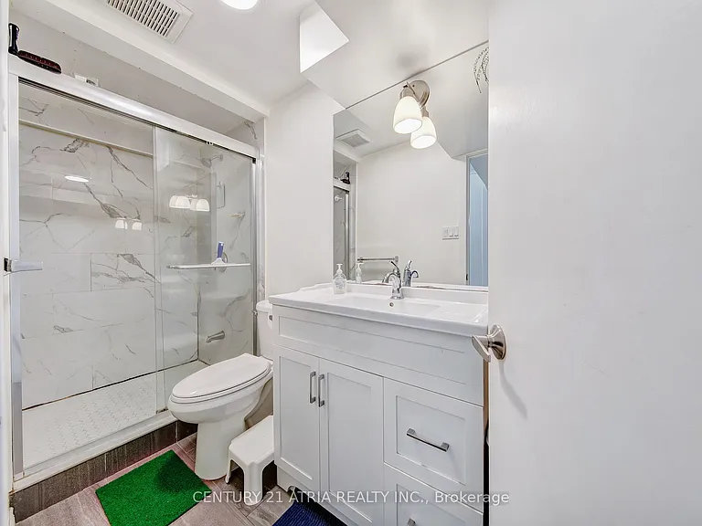 43 Aragon Ave #B — Photo 1