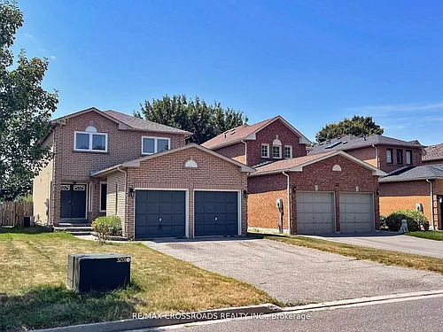 35 Forest Grove Dr Photo 1