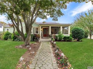 226 Candee Ave, Sayville, NY 11782