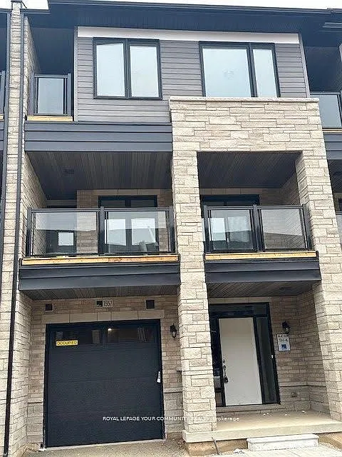 3 bed, $3,200 — Photo 1