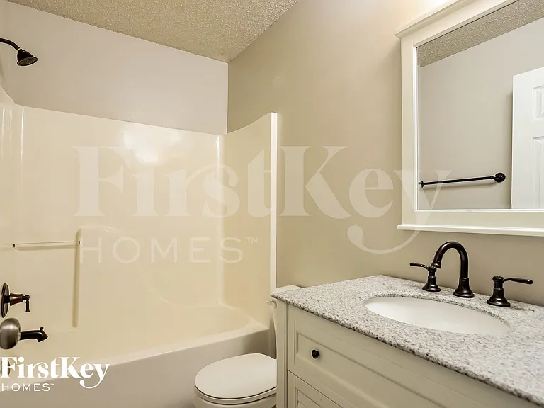 86 Gregory Ct — Photo 10