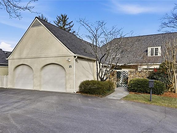 2nd image of 15 Graylyn Place Ln