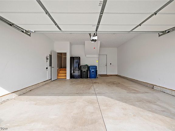 5th image of 9483 Redington Dr