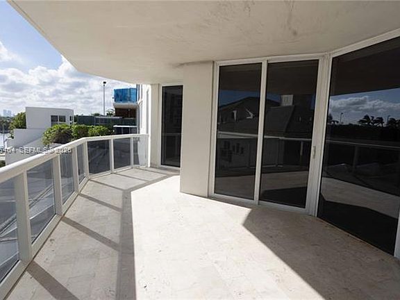 5th image of 4779 Collins Ave #Cu-504