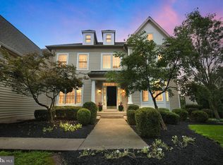 512 Championship Dr, Harleysville, PA