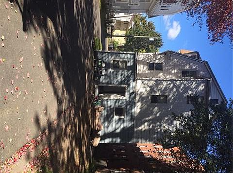 2nd image of 622 Garden St