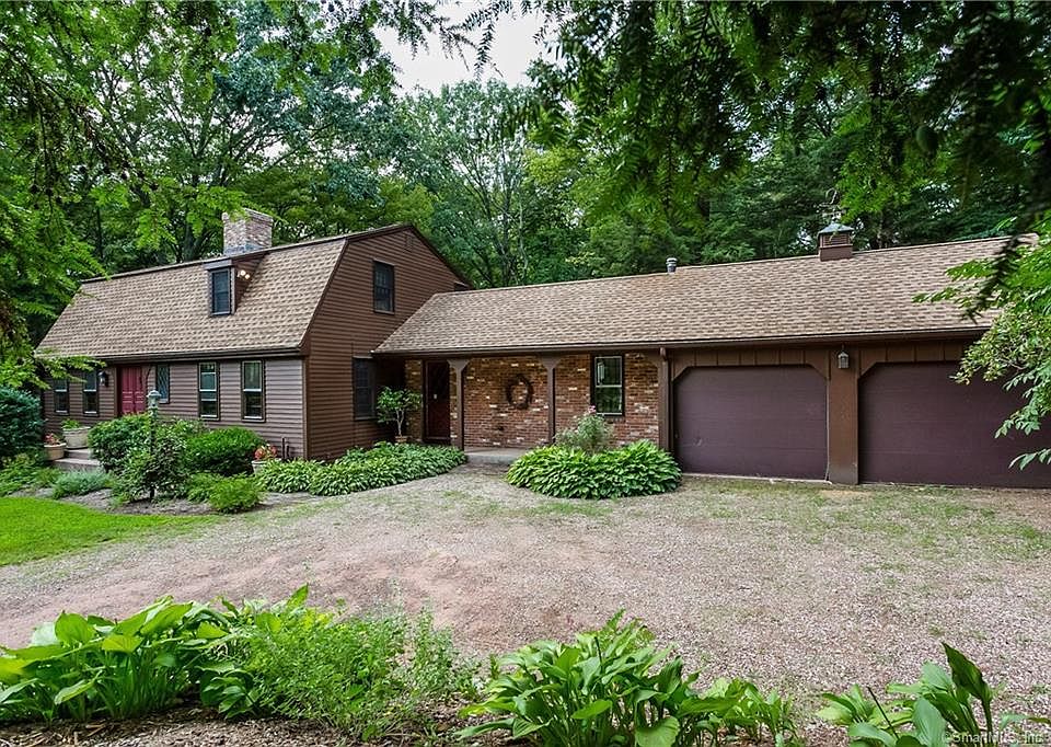 1st image of 35 Blueberry Ln