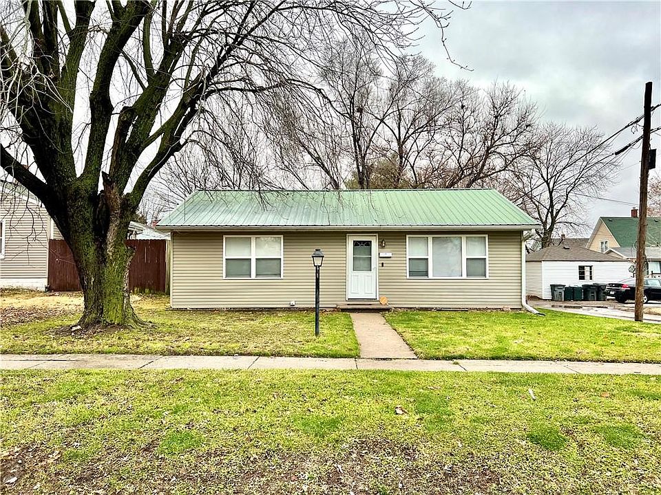 1st image of 1018 S 24th St