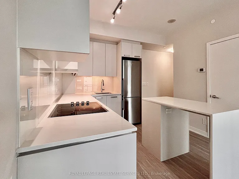 1830 Bloor St W #1117 — Photo 7