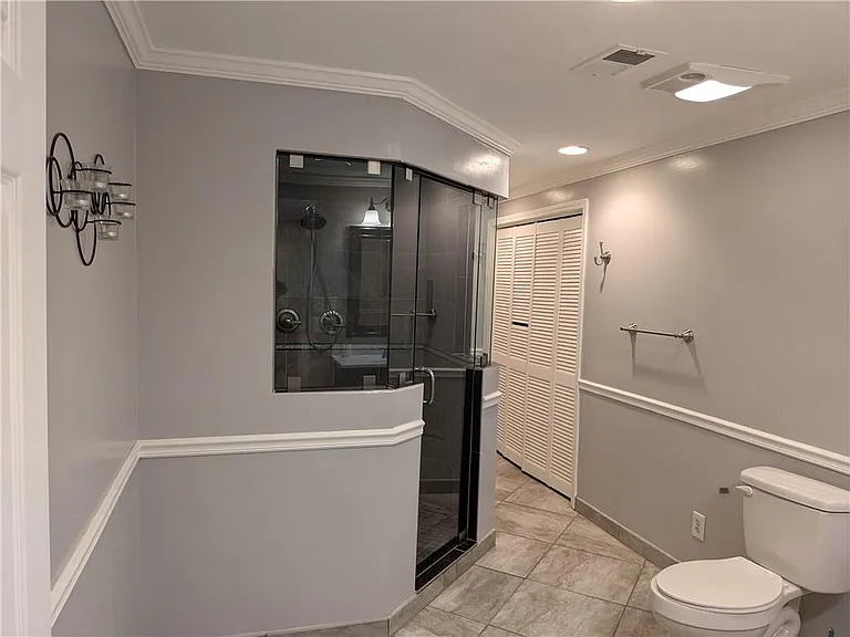4401 Riverlake Way — Photo 14