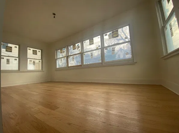 (undisclosed Address), Yonkers, NY 10705