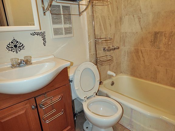 5th image of 750 Washington Ave #2FLR