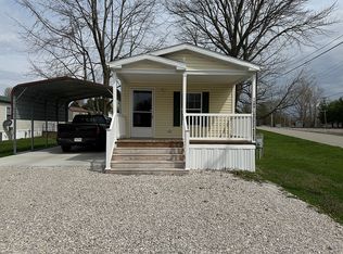 1 Trail Breeze Kourt, Washington, IN 47501