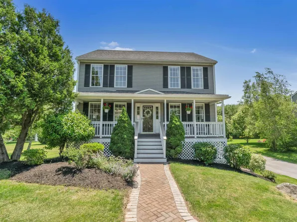 15 Winslow Drive, Somersworth, NH 03878
