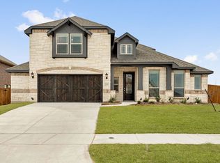 220 Resting Place Rd, Waxahachie, TX 75165