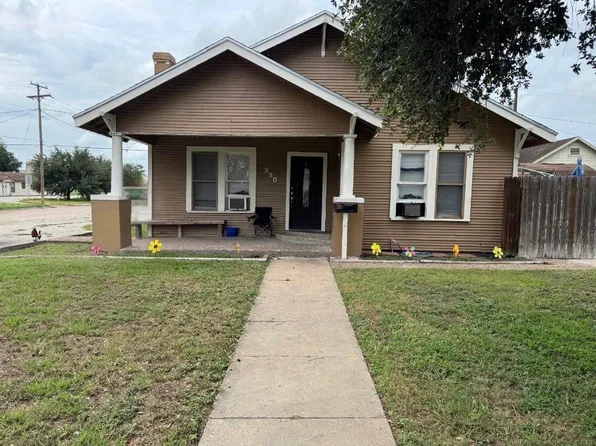 330 W Richard Ave, Kingsville, TX 78363
