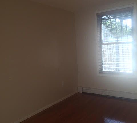 3rd image of 302 Saratoga Ave #1