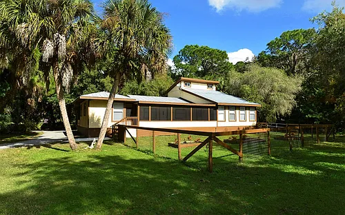 8260 Ibis St Photo 1