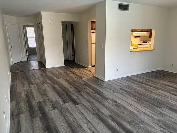 4th image of 342 Southwind Dr APT 223