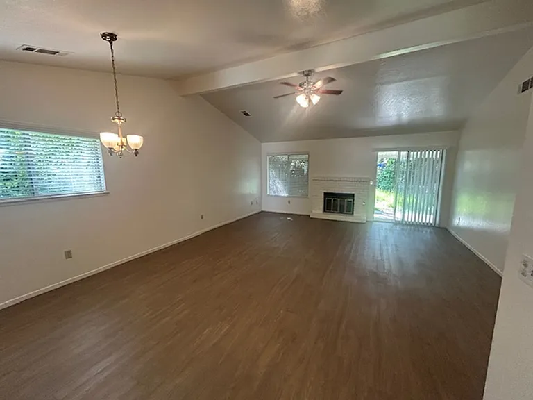 1231 W Whispering Pines Ct — Photo 2